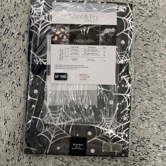 Halloween Mint & Ivy Spooky Spiderweb Spider Webs Metallic  52 X 70 Tablecloth - Picture 2 of 7